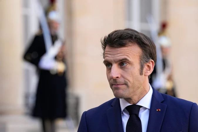 macron:-“koalicioni-i-te-vullnetshmeve”-do-te-krijoje-nje-grup-pune-per-garancite-e-sigurise-per-ukrainen