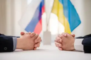 starmer:-plani-i-rene-dakord-midis-shba-se-dhe-ukraines-nuk-eshte-perfundimtar