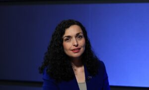 vjosa-osmani:-anetaresimi-ne-nato-me-urgjent-per-kosoven-sesa-integrimi-ne-be!-prishtina-i-ploteson-kriteret