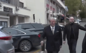 berisha-ne-spak/-ish-kryeministri-paraqitet-si-person-ne-dijeni-per-21-janarin