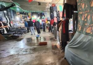 pogradec/-tregu-industrial-permbytet-nga-reshjet,-tregtaret:-na-demtohet-malli,-bashkia-te-nderhyje