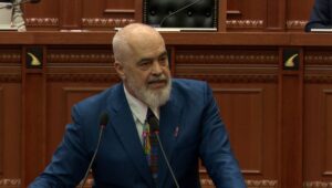 buxheti-2026/-administrata,-mesuesit,-bluzat-e-bardha-dhe-policet.-rama-tregon-kategorite-qe-do-perfitojne-rritje-pagash