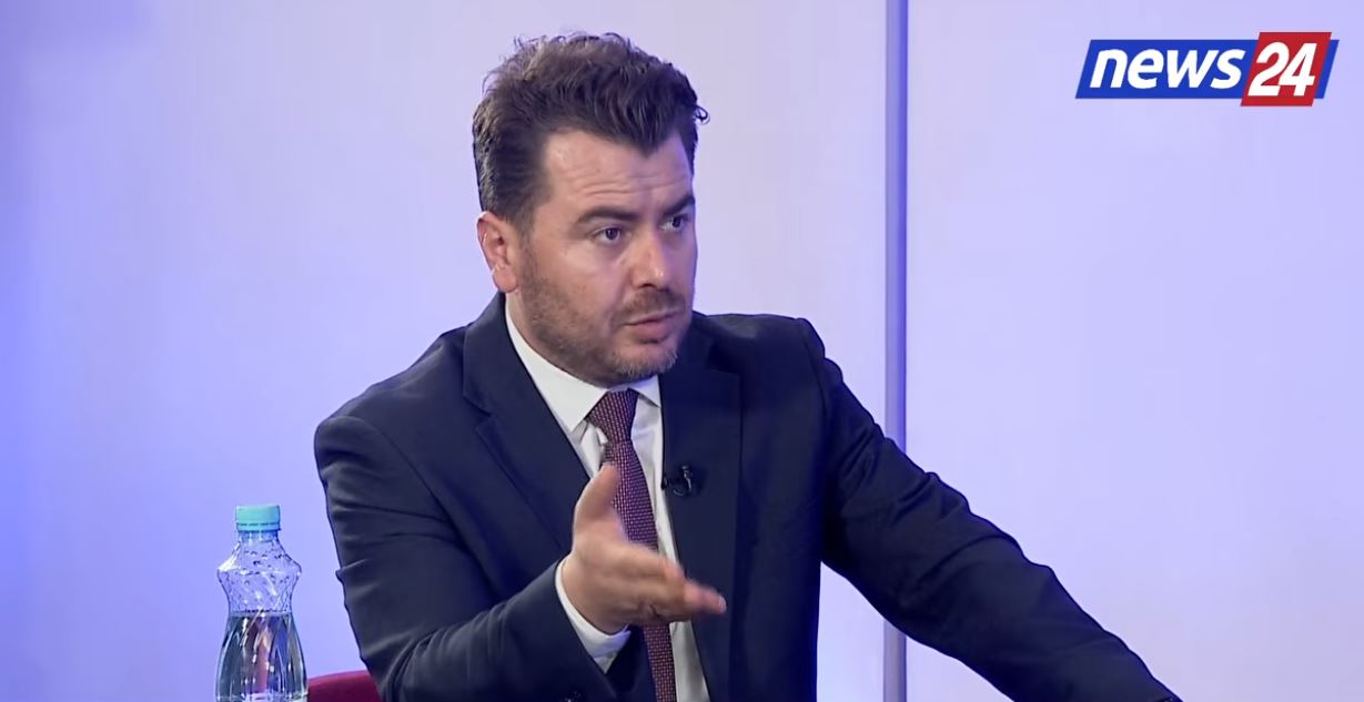 po-diskutohet-pr-zgjedhje-t-parakohshme,-erald-kapri:-nse-kushtetuesja-rikthen-n-detyr-ballukun,-krijon-precedent-dhe-ndikon-tek-drejtsia