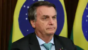ish-presidenti-i-brazilit,-bolsonaro,-mund-te-kaloje-ne-regjim-gjysme-te-hapur-ne-vitin-2032