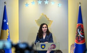 kosove,-osmani-fton-te-enjten-partite-ne-takim-per-t’u-konsultuar-rreth-dates-se-zgjedhjeve
