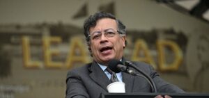 presidenti-kolumbian:-politika-amerikane-ne-venezuele-e-nxitur-nga-nafta,-jo-nga-lufta-kunder-droges