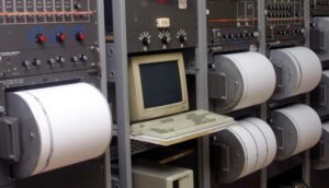 termet-me-magnitude-6.6-godet-indonezine