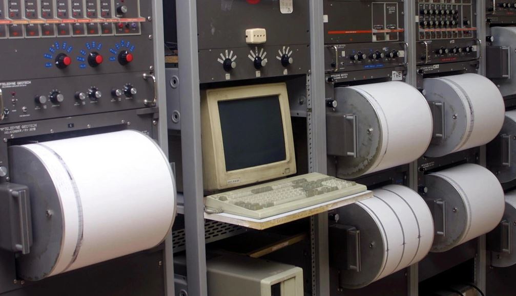 termet-me-magnitude-6.6-godet-indonezine