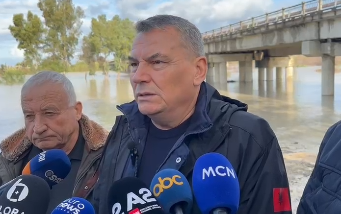 moti-i-keq,-haki-cako-nga-ura-e-mifolit:-niveli-i-lumit-vjosa-ne-pike-kritike,-kemi-marre-masat-e-nevojshme