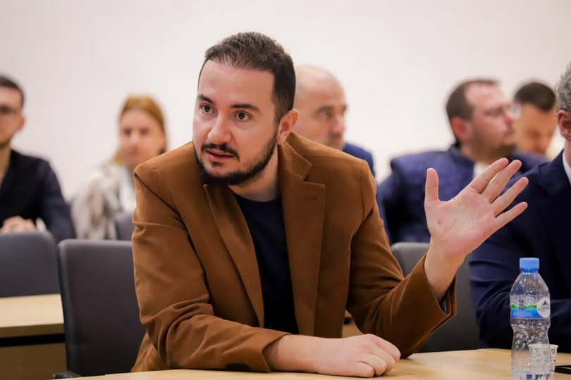 gjkko-pezullon-ballukun,-vjen-reagimi-i-pare-nga-pd,-ervin-salianji:-rama-te-jape-doreheqje-dhe-te-krijohet-nje-qeveri-tranzitore