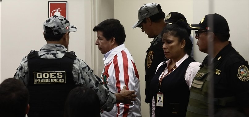 ish-presidenti-peruan-pedro-castillo-denohet-me-burg-per-perpjekjen-per-grusht-shteti-ne-vitin-2022