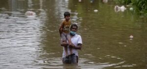 permbytjet-dhe-rreshqitjet-e-tokes-vrasin-31-persona-ne-sri-lanka