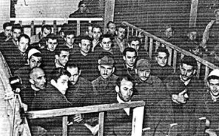 “ne-burg,-pader-filip-mazrrekun,-e-lidhen-me-pranga-me-hoxhen-e-drishtit-dhe-fratit-katolik-i-duhej-te-ulej-me-te,-sa-here-qe-aliu-mysliman-falej…”/-deshmia-e-nipit-te-klerikut-dhe-muzikanti-te-famshem