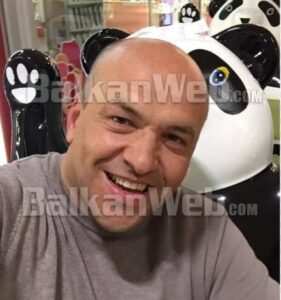 ekskluzive/-“jemi-3-veta,-nga-5-mije-vella”,-zbardhet-biseda-mes-igli-haxhiajt-dhe-denis-myftiut.-komunikimet-ne-sky-ecc-fundosin-oficerin-e-antiterrorit