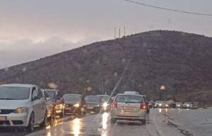 radhe-te-gjata/-drejt-normalizimit-situata-ne-kapshtice,-pala-shqiptare-dhe-greke-po-punojne-me-kapacitet-te-plote