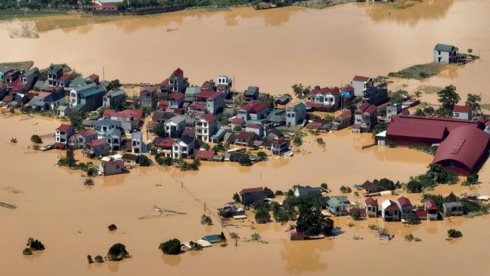 vietnam,-41-te-vdekur-dhe-nente-te-zhdukur-nga-permbytjet