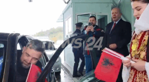 video/-dita-e-pavaresise,-atmosfere-festive-ne-piken-kufitare-te-kakavijes