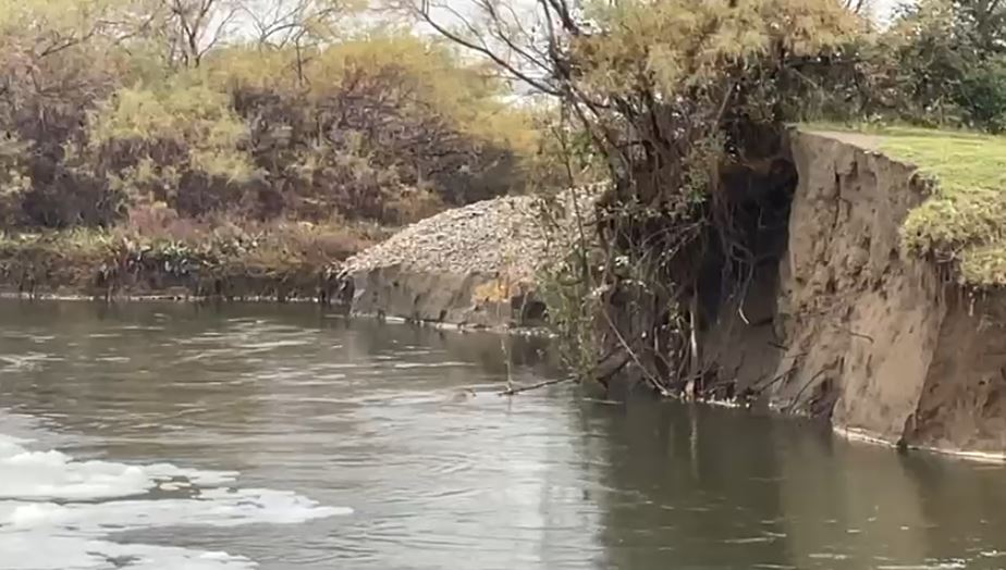 vjosa-ne-piken-kritike/-rritet-niveli-i-ujit-ne-uren-e-mifolit,-rrezik-permbytje