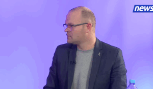 mbledhja-e-me-te-votuarve-ne-primare,-aulon-kalaja-zbardh-diskutimet:-kam-qene-gjithmone-per-ringritjen-e-partise.-ne-ate-takim-shkova-per…