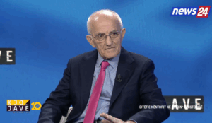 historiani-ferit-duka:-ne-shqiperi-kishte-me-shume-hebrenj-pas-luftes-se-dyte-boterore-se-sa-para-saj.-tregues-i-qarte-qe…