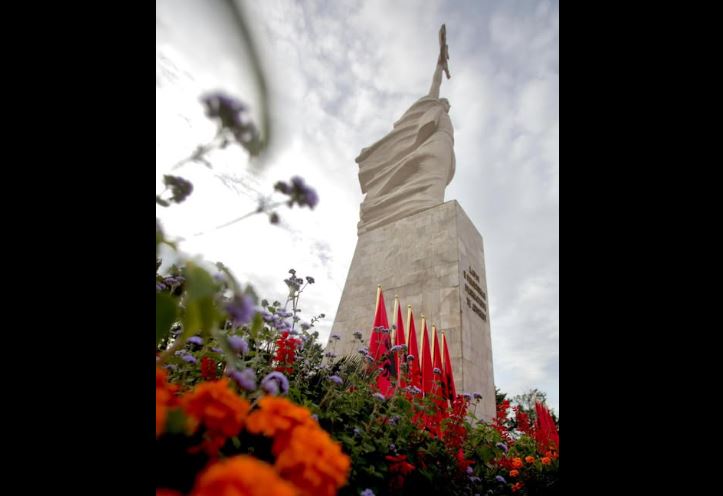 29-nentori/-rama:-urime-festen-kombetare-te-clirimit!