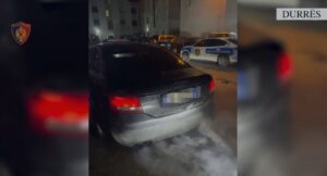 xhiruan-gomat-ne-bulevard-duke-shkaktuar-frike-te-qytetaret,-procedohen-2-te-rinjte-ne-durres