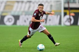 ne-qender-te-projektit,-por-shifrat-nxjerrin-“zbuluar”-asllanin,-mesfushorit-kuqezi-i-mungon-“prekja-magjike”