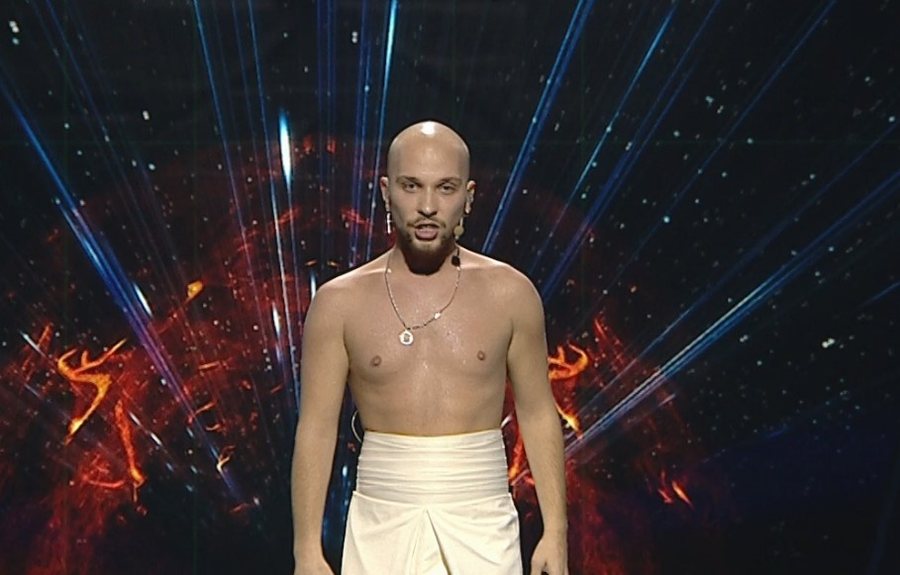auron-deva-‘hipnotizon’-jurine-e-kenges-magjike:-ne-2028-en,-ne-eurovision!