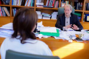 video/-“nuk-ka-nje-hajdute-me-te-madhe-se-lubia-ne-histori”,-berisha:-ne-dosje-dalin-komunikimet-mes-rames-ballukut-dhe-berberit