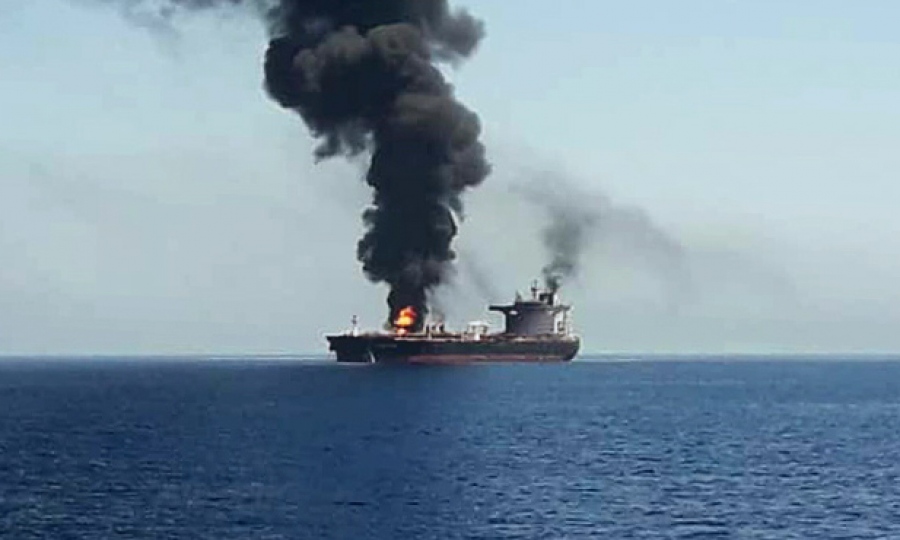 sulmi-i-cisternes-se-naftes-ne-detin-e-zi,-reagon-kievi:-flote-hijen-ruse-e-goditem-ne!