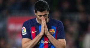 “lewa-eshte-i-pameshirshem”,-gazetari-polak-sulmon-kapitenin:-si-ndikoi-ne-shkarkimin-e-ancelotti-t-dhe-xavi-t