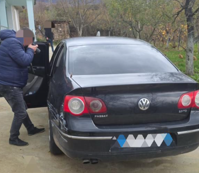 i-dyshuar-per-shperdorim-detyre-dhe-kryerje-te-marredhenieve-seksuale-me-dhune,-arrestohet-efektivi-i-policise-ne-diber