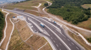 kakavije–janine-bllokohet-te-dielen,-shkak-protesta-e…