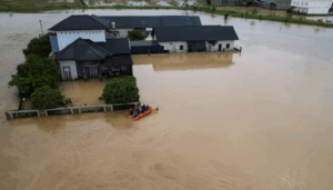 rreth-700-viktima-nga-permbytjet-ne-azi