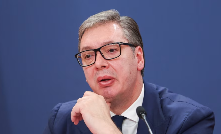 vucic-i-mohon-akuzat-se-kishte-lidhje-me-snajperet-e-fundjaves-ne-sarajeve