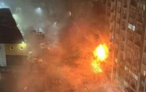 video/-ukraina-sulm-me-drone-gjate-nates-ne-rusi,-plagosen-shtate-persona,-mes-tyre-edhe-femije