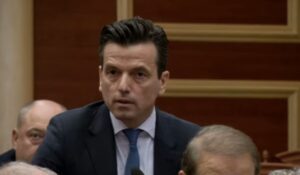 video/-kushtetuesja-kthen-ballukun-ne-detyre-deri-me-22-janar,-agron-shehaj:-i-dha-rames-pak-kohe-me-teper,-asgje-me-shume!