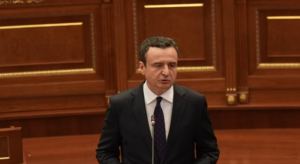 memoria-“afatshkurter”-e-kurtit/-“kemi-marredhenie-shume-te-mira-me-shba”