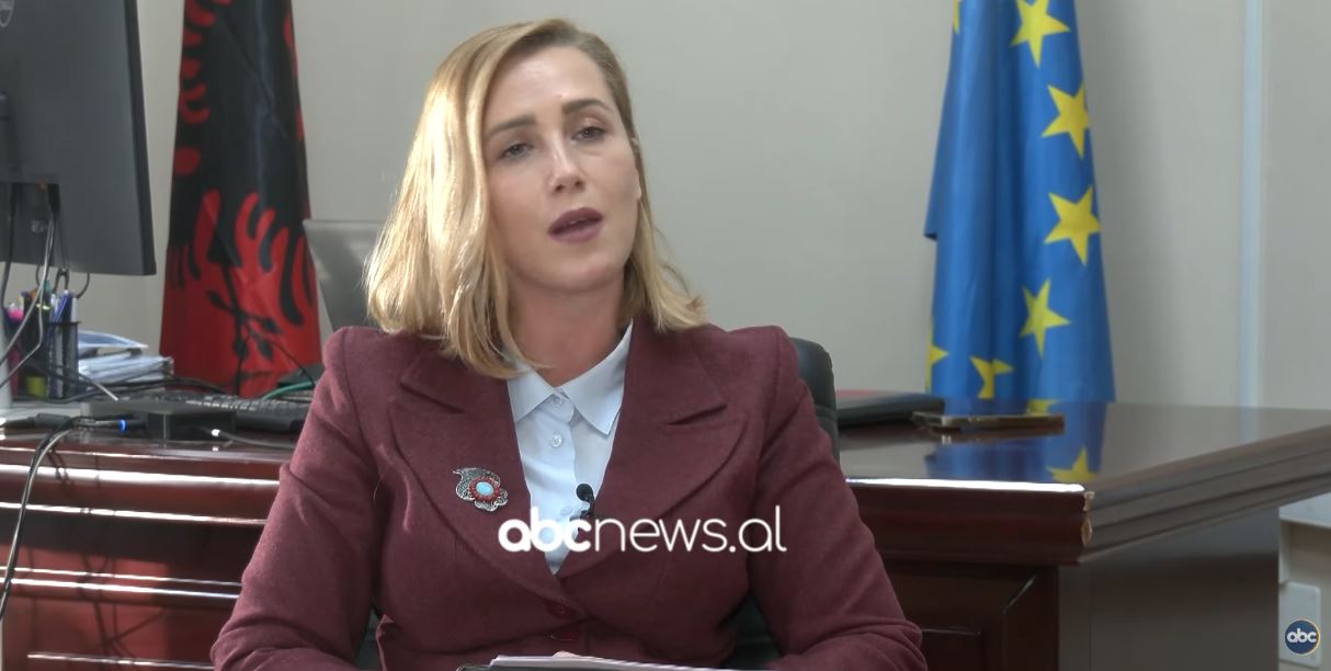 faktoret-qe-ndikuan-ne-papunesi/-manjani:-ne-tremujorin-e-pare-2025-u-realizuan-20-mije-ndermjetesime-te-punesimit