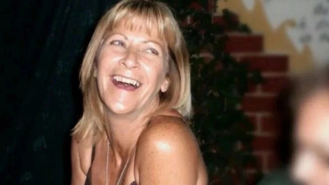 u-tha-se-ishte-mbytur-ne-det/-pas-16-vitesh-zbardhet-vdekja-e-britanikes-ne-krete,-u-vra-nga…