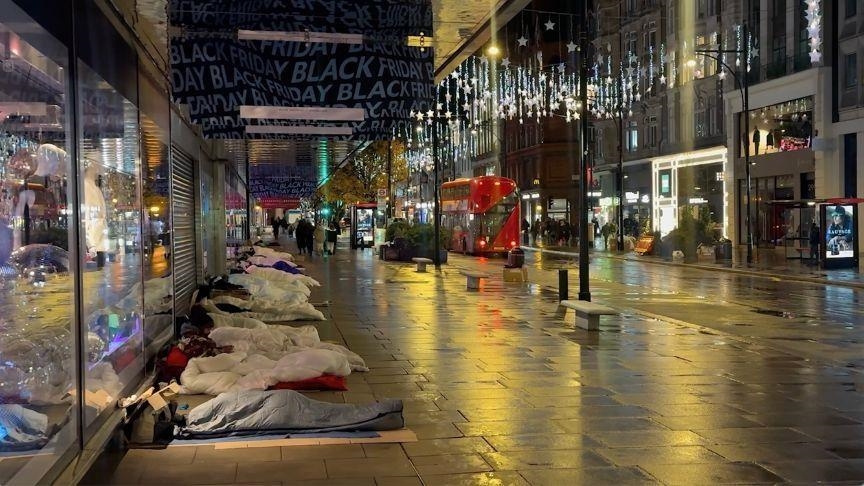 te-pastrehet-ne-londer,-zona-e-famshme-e-kryeqytetit-kthehet-ne-“strehe”-nate