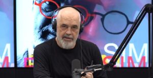 “gjykatesit-duan-te-rrisin-vete-pagat-e-tyre”/-rama:-“cekicin”-qe-republika-ua-besoi-per-drejtesine,-mund-ta-perdorin-per-te-hapur-me-dhune-arken-e-buxhetit-te-shtetit