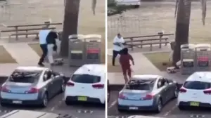 masakra-ne-australi-/-qytetari-hero-kap-ne-befasi-sulmuesin-dhe-i-merr-armen-(video)