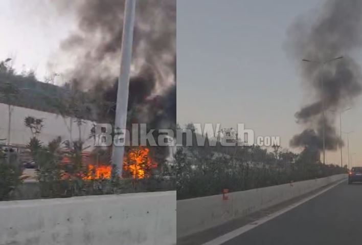 lajmi-i-fundit/-perfshihet-nga-flaket-dhe-shkrumbohet-plotesisht-automjeti-prane-rrethrrotullimit-te-saukut-(video)