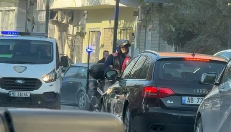 vlore,-burg-per-pengmarresit/-gjykata-le-ne-qeli-dy-nga-tre-te-arrestuarit,-moren-peng-te-riun-nga-kosova