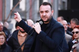 “rama-perdor-pushtetin-per-te-mbrojtur-ballukun-sepse-ka-frike”,-balliu:-pushteti-ka-nisur-nje-ofensive-te-hapur-ndaj-sistemit-te-drejtesise