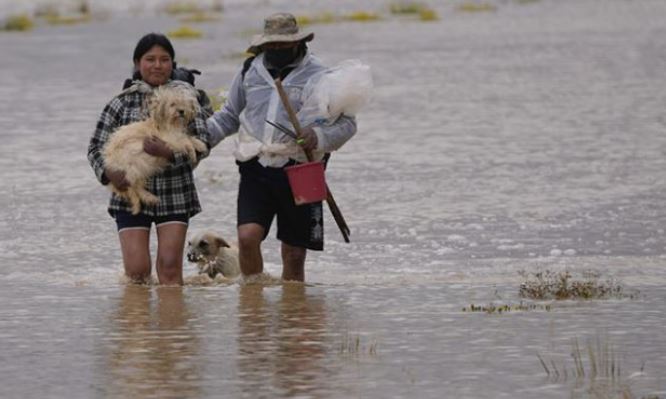 moti-i-keq-godet-bolivine/-tre-te-vdekur-dhe-disa-te-zhdukur
