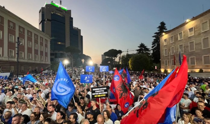 sot-‘foltorja’-e-opozites-para-kryeministrise,-policia-plan-masash:-ja-rruget-qe-bllokohen