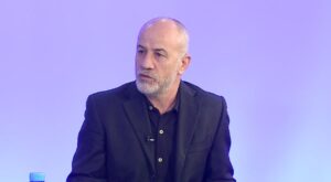 debatet-berisha-salianji/-baci:-situata-qesharake.-pd-rrezikon-te-braktiset-nga-elektorati