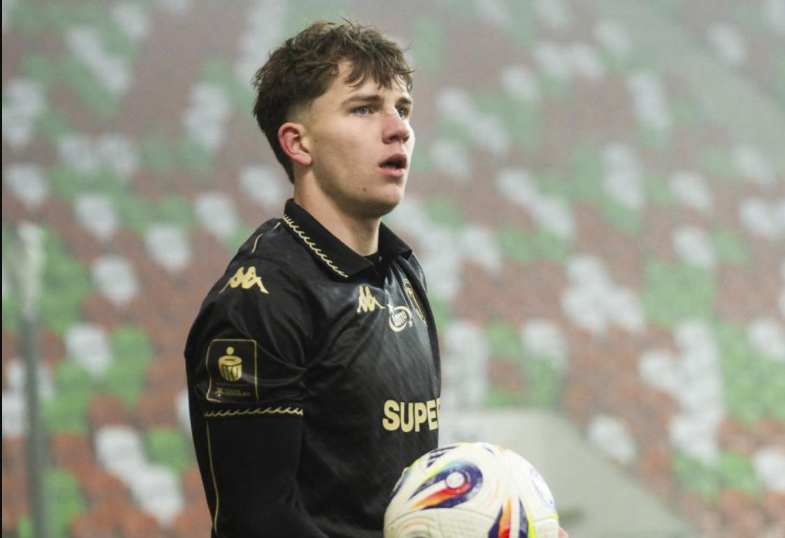 gare-e-forte-mes-bayern-dhe-barcelonen-per-17-vjecarin-me-te-famshem-ne-poloni